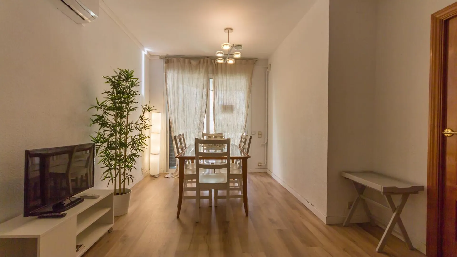 Innouthome Apartamento Eixample Barcellona Spagna