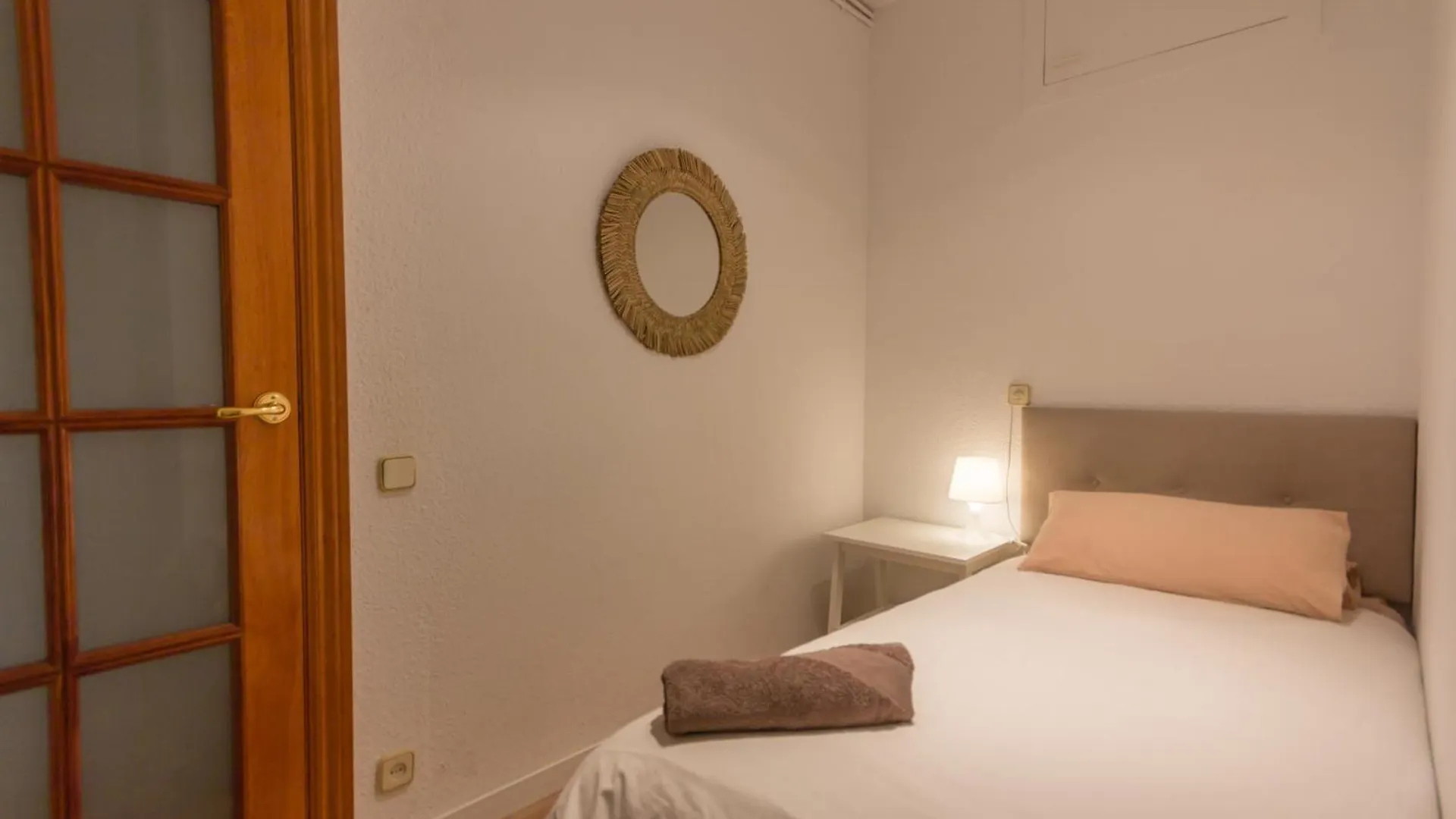 Innouthome Apartamento Eixample Barcellona 0*,  Spagna
