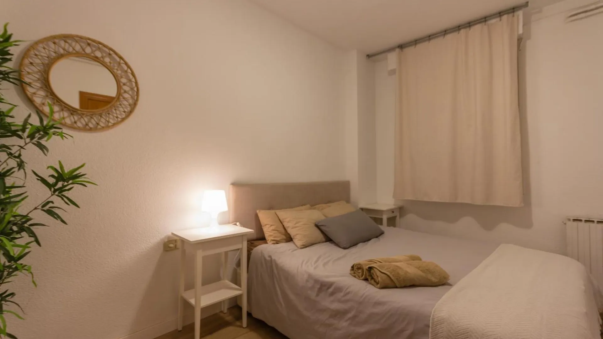 Appartamento Innouthome Apartamento Eixample Barcellona