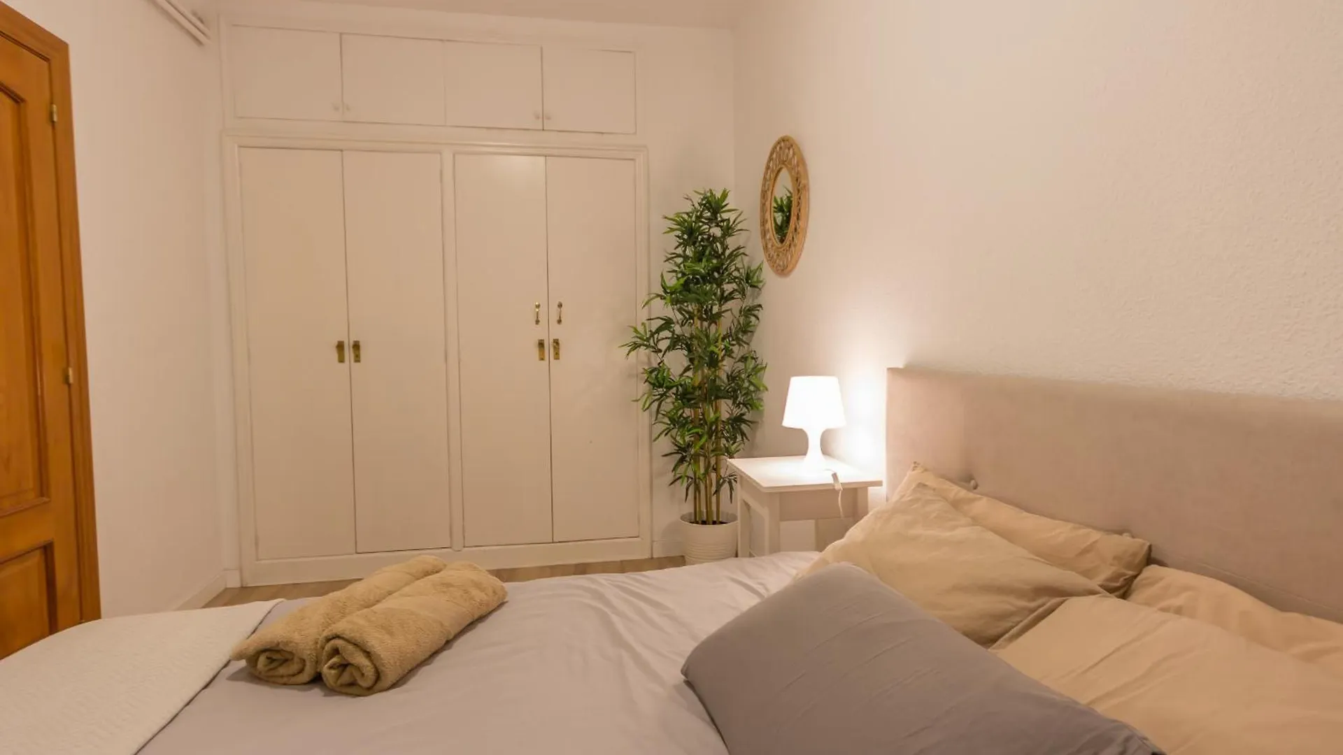 Appartamento Innouthome Apartamento Eixample Barcellona